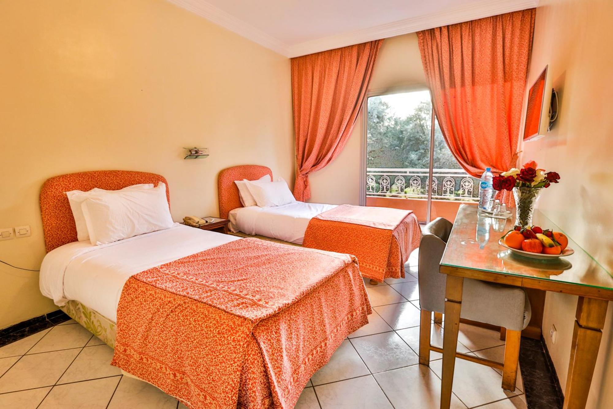 Complexe El Bassatine Hotel Beni Mellal Luaran gambar